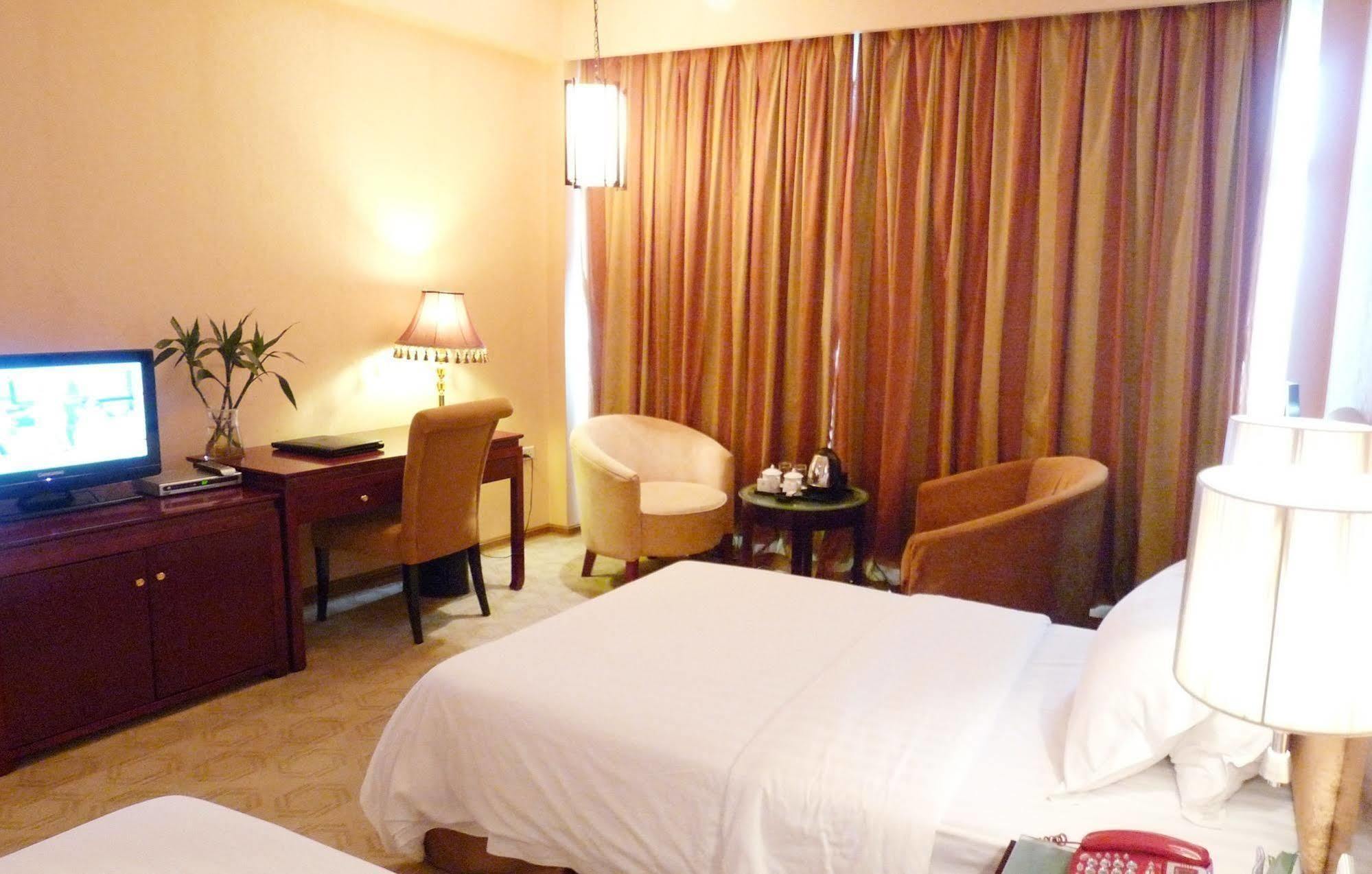 Jinyuan Hotel Wuzhou Dış mekan fotoğraf